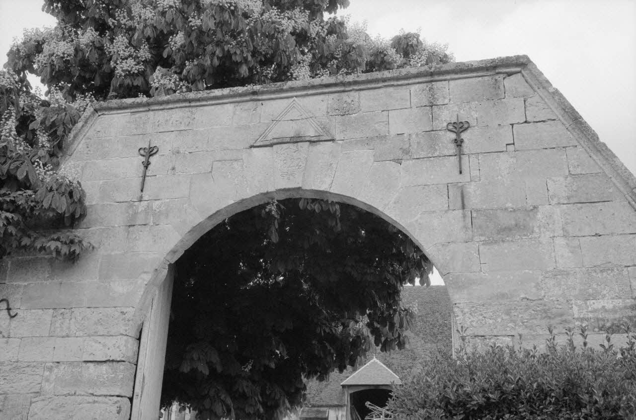 Jean Cuisenier photographie MNATP. Chantier 1425. Enquête sur l'architecture rurale de la France (1968 - 1990) Picardie, France 1983/5/16 Ph.1983.312.4 Photo