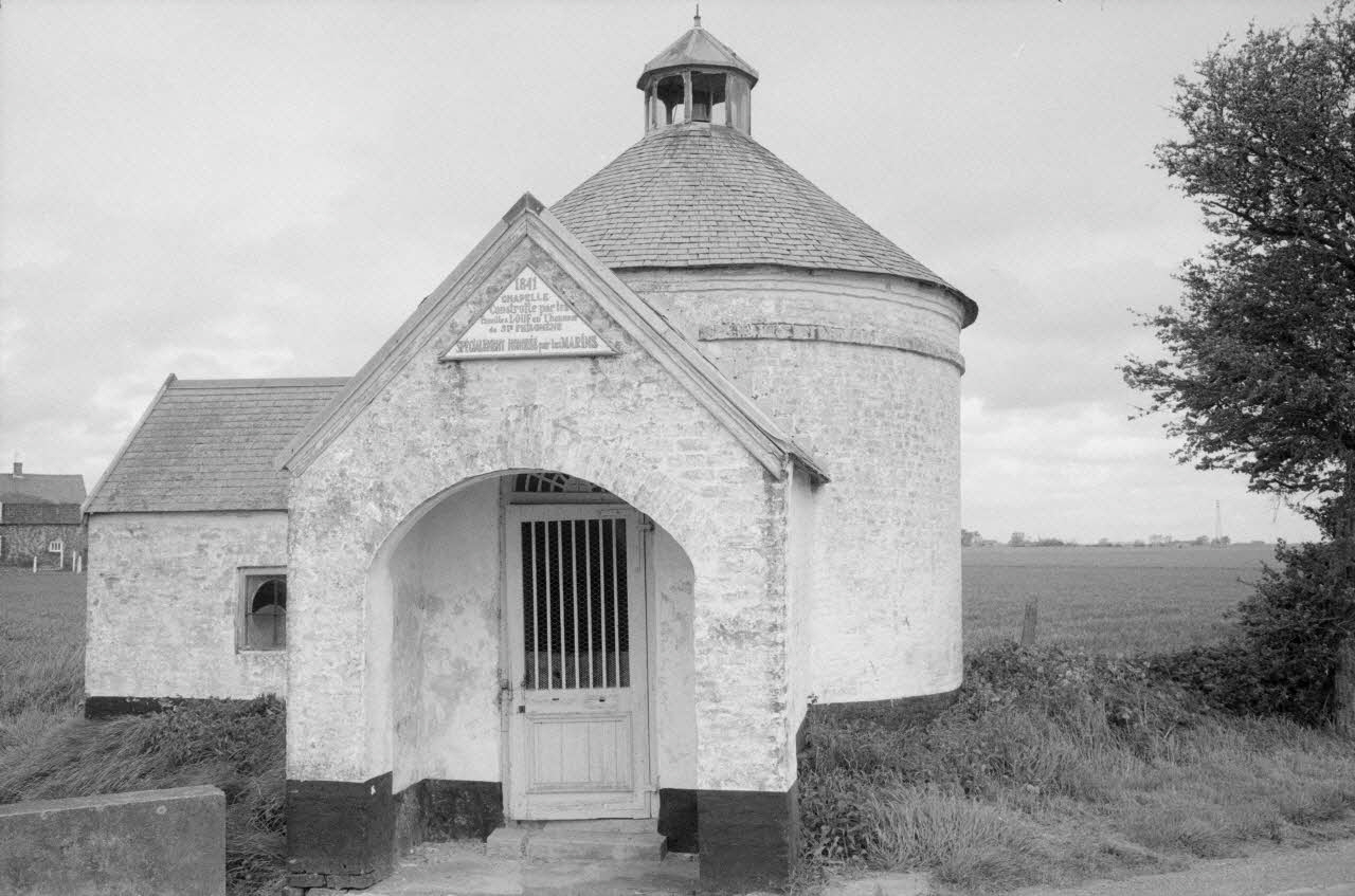 Jean Cuisenier photographie MNATP. Chantier 1425. Enquête sur l'architecture rurale de la France (1968 - 1990) Nord-Pas-de-Calais, France 1983/5/16 Ph.1983.312.46 Photo