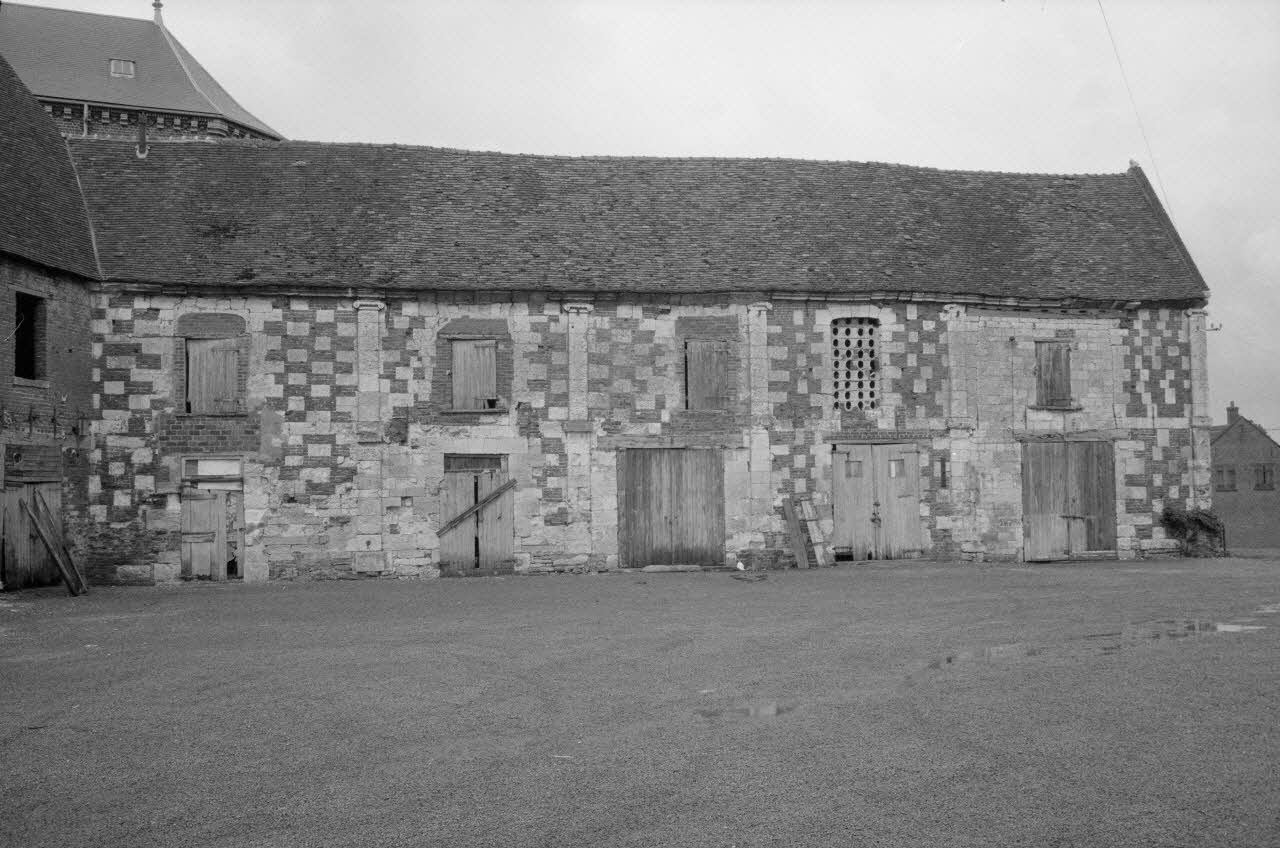 Jean Cuisenier photographie MNATP. Chantier 1425. Enquête sur l'architecture rurale de la France (1968 - 1990) Picardie, France 1983/5/16 Ph.1983.312.6 Photo