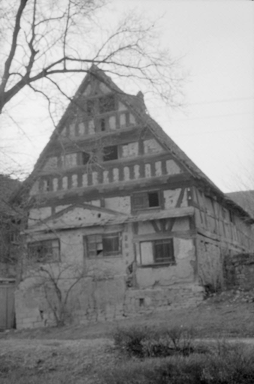 Jean Cuisenier photographie MNATP. Enquête conduite par Jean Cuisenier au Thuringen Freilicht Museum à Erfurt en Allemagne (du 19 au 22 mars 1984) Thuringe, Allemagne 1984/3/19 Ph.1984.41.25  Photo