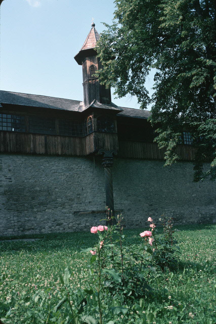Jean Cuisenier photographie MNATP. Enquête conduite par Jean Cuisenier en Roumanie (26 juin au 13 juillet 1979) Moldavie 1979 Ph.1984.42.57 Photo