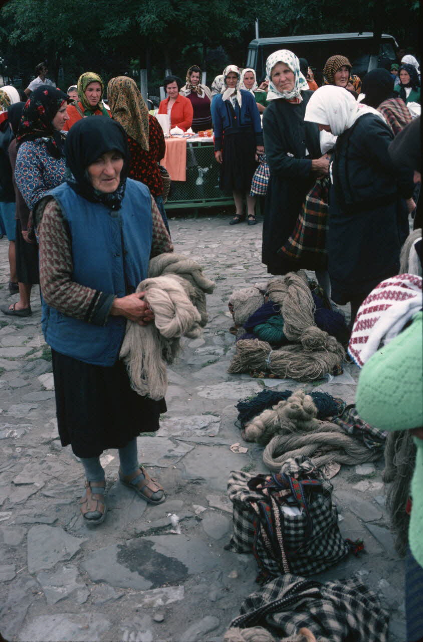 Jean Cuisenier photographie MNATP. Enquête conduite par Jean Cuisenier en Roumanie (26 juin au 13 juillet 1979) Moldavie 1979 Ph.1984.42.65 Photo