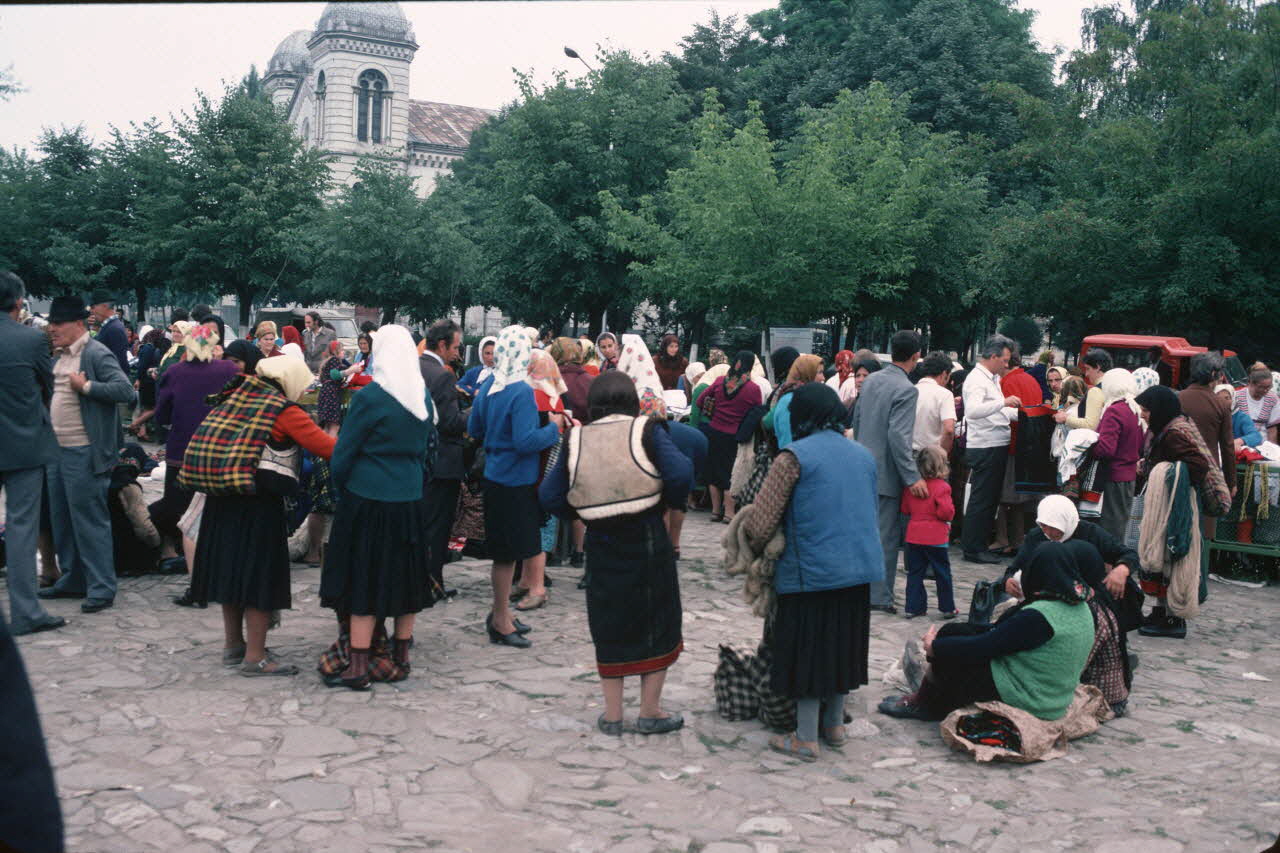 Jean Cuisenier photographie MNATP. Enquête conduite par Jean Cuisenier en Roumanie (26 juin au 13 juillet 1979) Moldavie 1979 Ph.1984.42.73 Photo