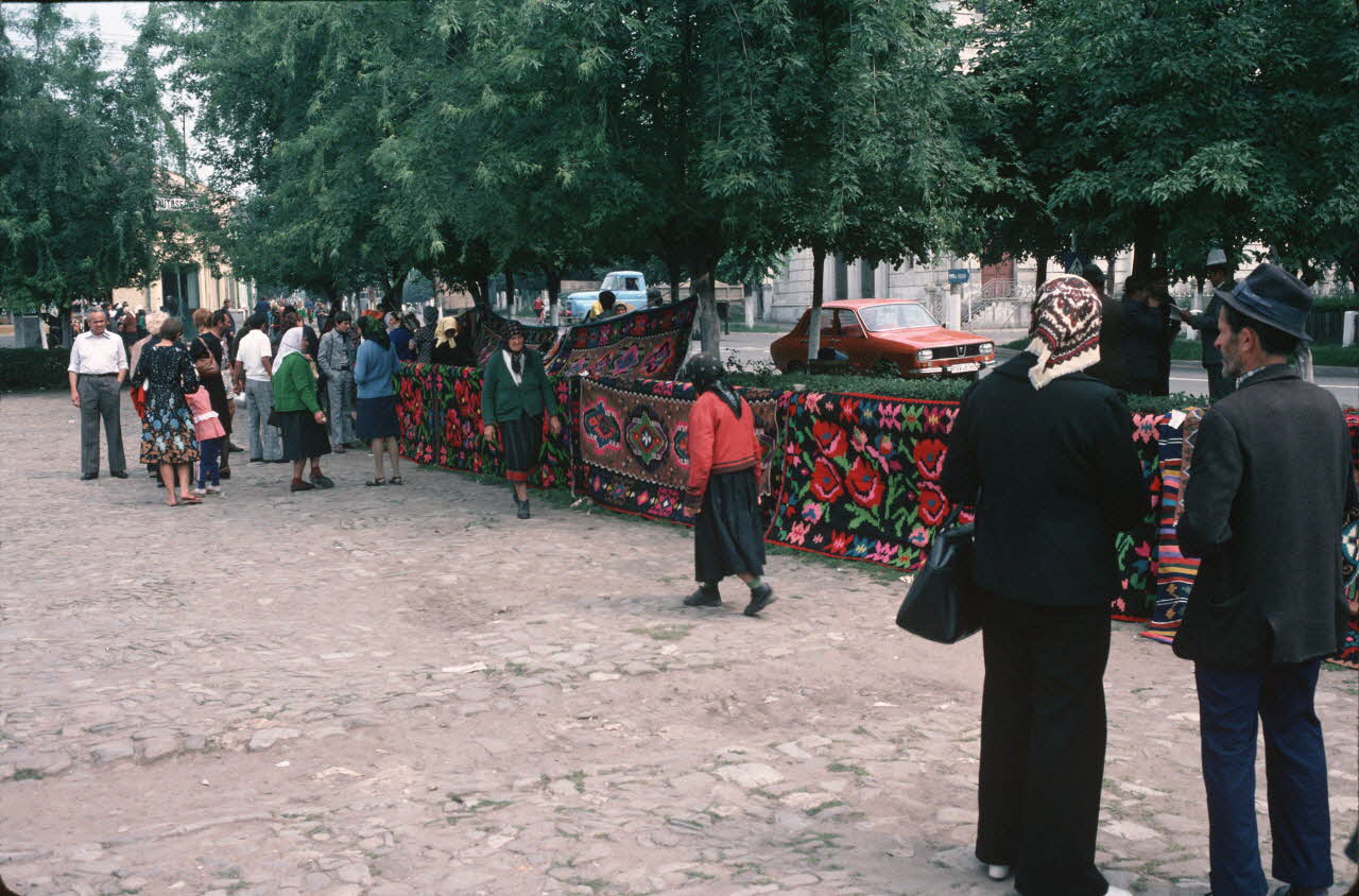 Jean Cuisenier photographie MNATP. Enquête conduite par Jean Cuisenier en Roumanie (26 juin au 13 juillet 1979) Moldavie 1979 Ph.1984.42.78 Photo