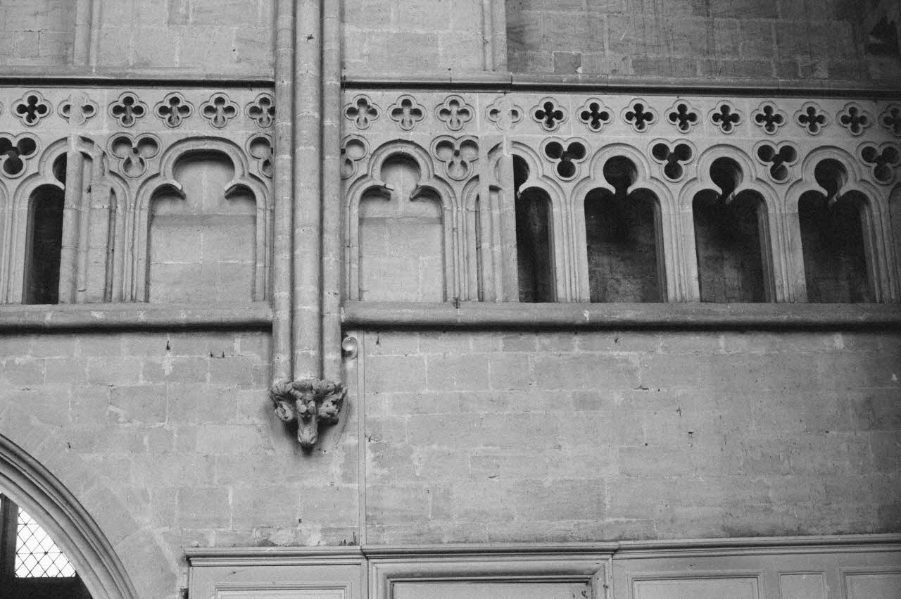 Jean Cuisenier photographie MNATP. Enquête conduite par Jean Cuisenier à Bernières-sur-Mer dans le Calvados (4 juin 1984) Basse-Normandie, France 1984/6/4 Ph.1984.61.16 Photo