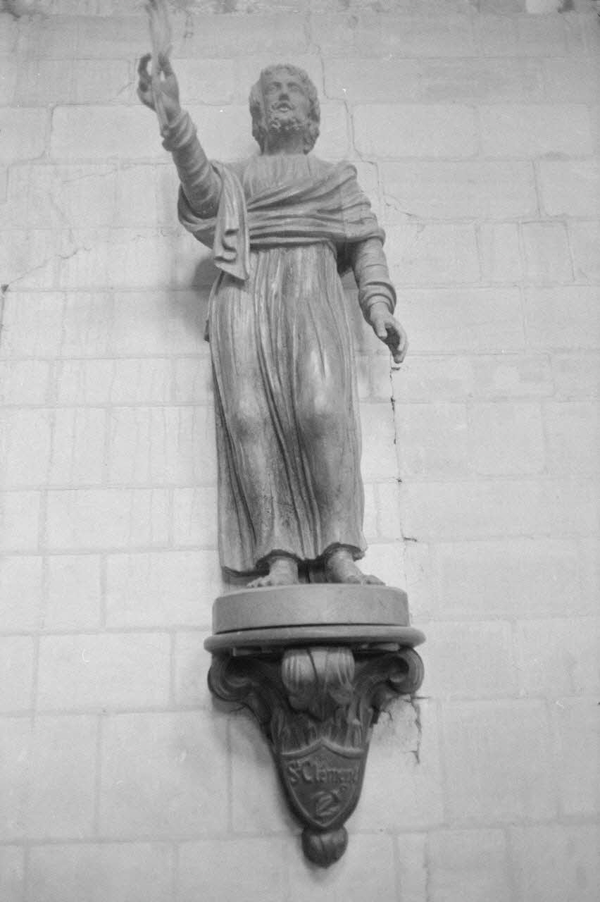 Jean Cuisenier photographie MNATP. Enquête conduite par Jean Cuisenier à Bernières-sur-Mer dans le Calvados (4 juin 1984) Basse-Normandie, France 1984/6/4 Ph.1984.61.5 Photo