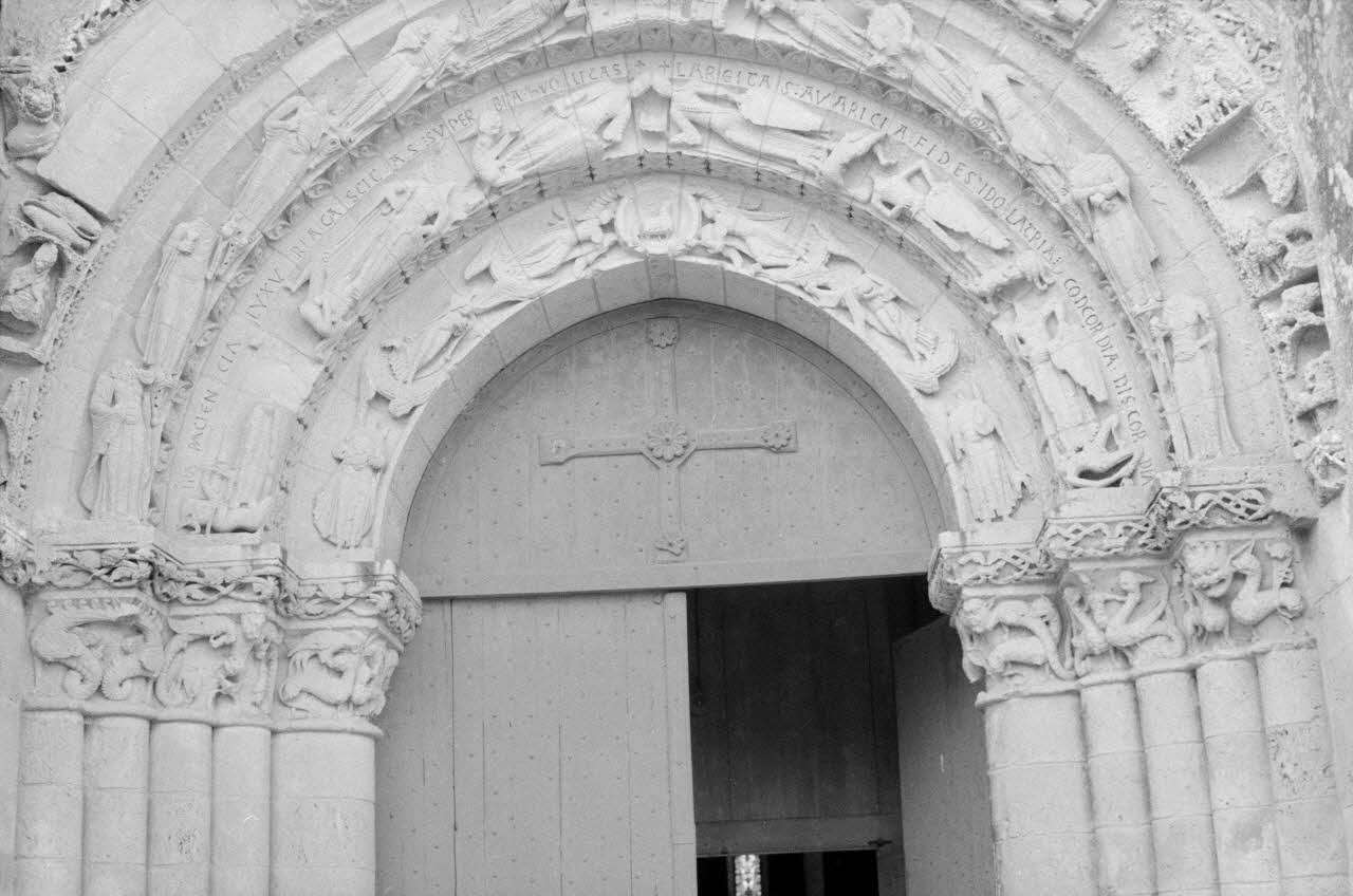 Jean Cuisenier photographie Enquête conduite par Jean Cuisenier en Poitou-Charentes (du 15 au 17 septembre 1983) Poitou-Charentes, France 1983/9/15 Ph.1984.66.12 Photo