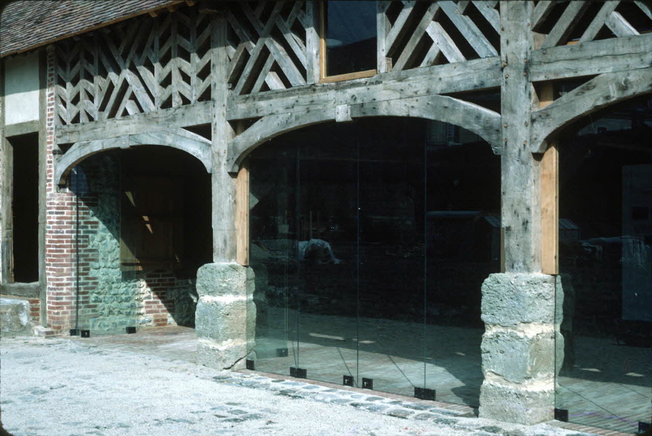 Jean Cuisenier photographie Enquête conduite par Jean Cuisenier à Saint-Riquier en Picardie (du 13 au 20 mai 1985) Picardie, France 1985/5/13 Ph.1985.5.15 Photo