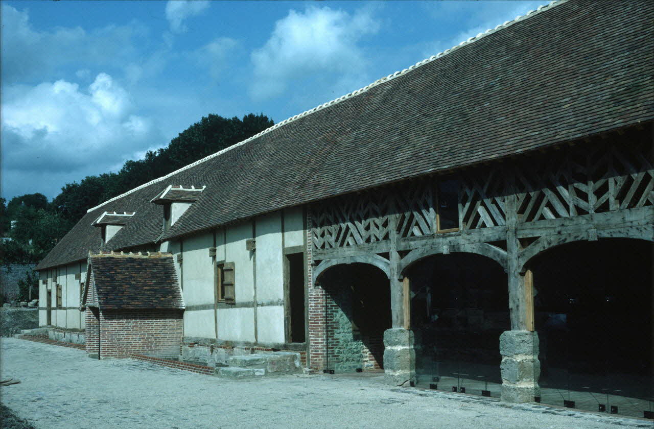 Jean Cuisenier photographie Enquête conduite par Jean Cuisenier à Saint-Riquier en Picardie (du 13 au 20 mai 1985) Picardie, France 1985/5/13 Ph.1985.5.3 Photo