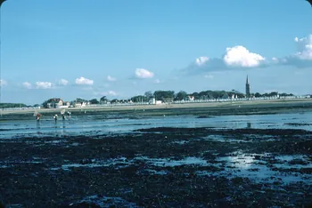 Jean Cuisenier photographie Enquête conduite par Jean Cuisenier en Basse-Normandie (juillet 1985) Basse-Normandie, France 1985/7/1 Ph.1985.71.30 Photo