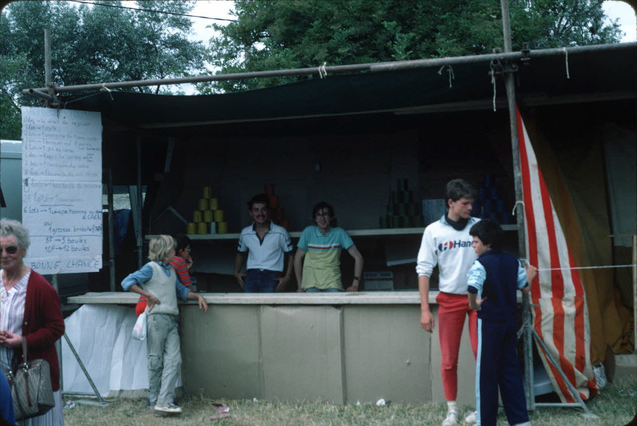 Jean Cuisenier photographie Enquête conduite par Jean Cuisenier en Basse-Normandie (juillet 1985) Basse-Normandie, France 1985/7/1 Ph.1985.71.90 Photo