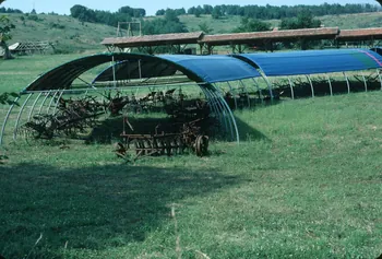 Jean Cuisenier photographie Enquête conduite par Jean Cuisenier (juillet 1985). Quercy-Cuzals : Musée de plein air Midi-Pyrénées, France 1985/7/1 Ph.1985.73.18 Photo