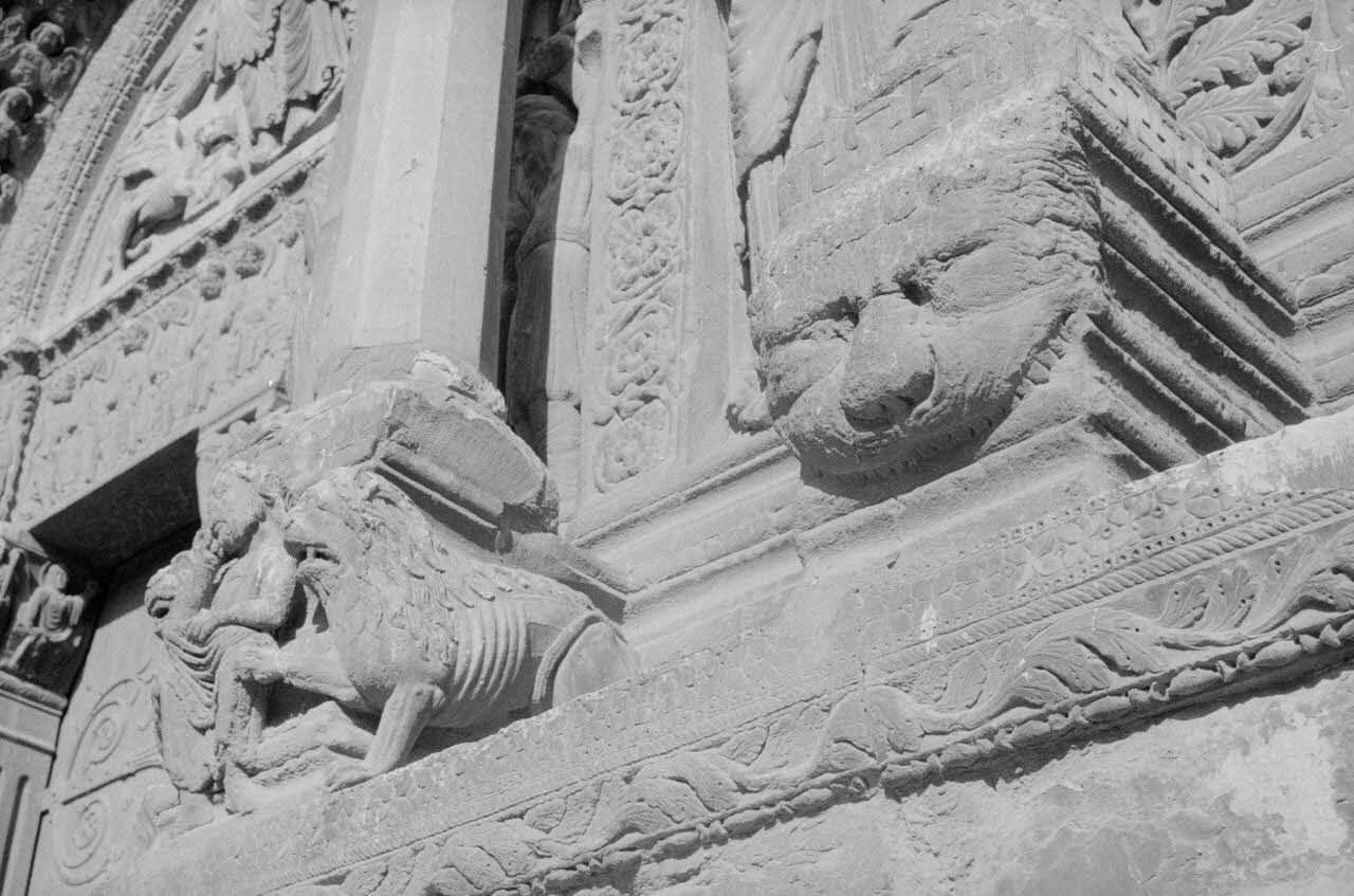 Jean Cuisenier photographie Enquête conduite par Jean Cuisenier dans le Lubéron (du 9 au 20 septembre 1985) Provence-Alpes-Côte d'Azur, France 1985/9/9 Ph.1985.89.22 Photo