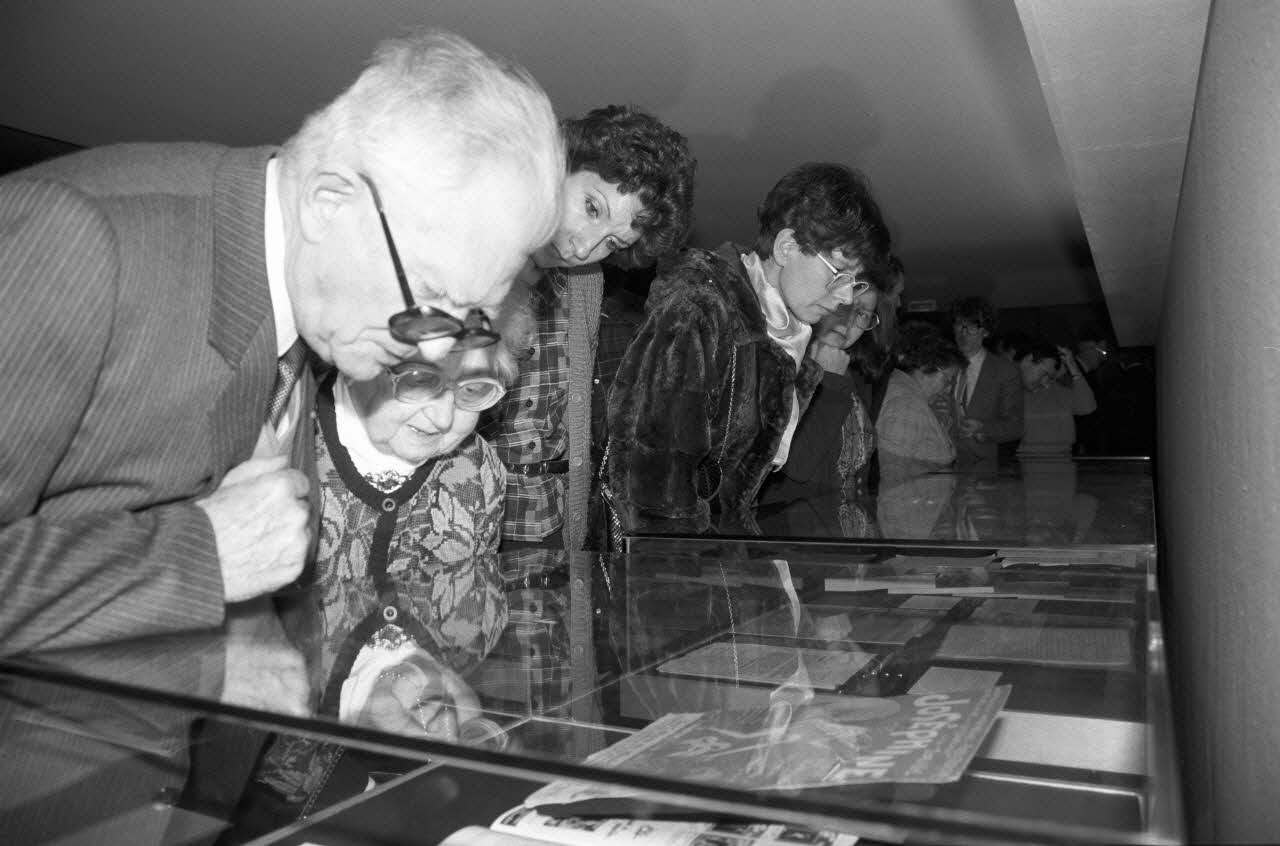 photographie MNATP. Hommage à Georges Henri Rivière. 26 novembre 1985 Ph.1986.17.16 Photo