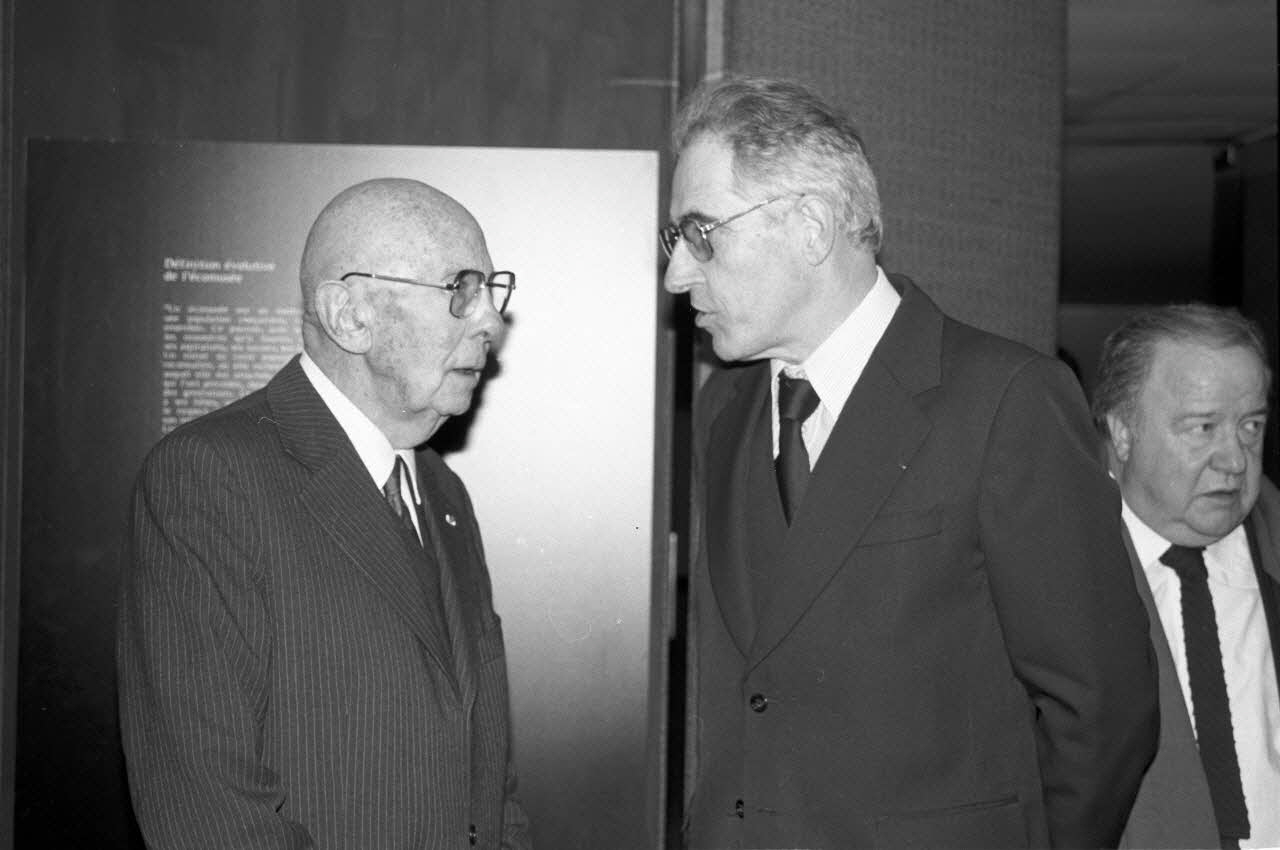 photographie MNATP. Hommage à Georges Henri Rivière. 26 novembre 1985 Ph.1986.17.37 Photo