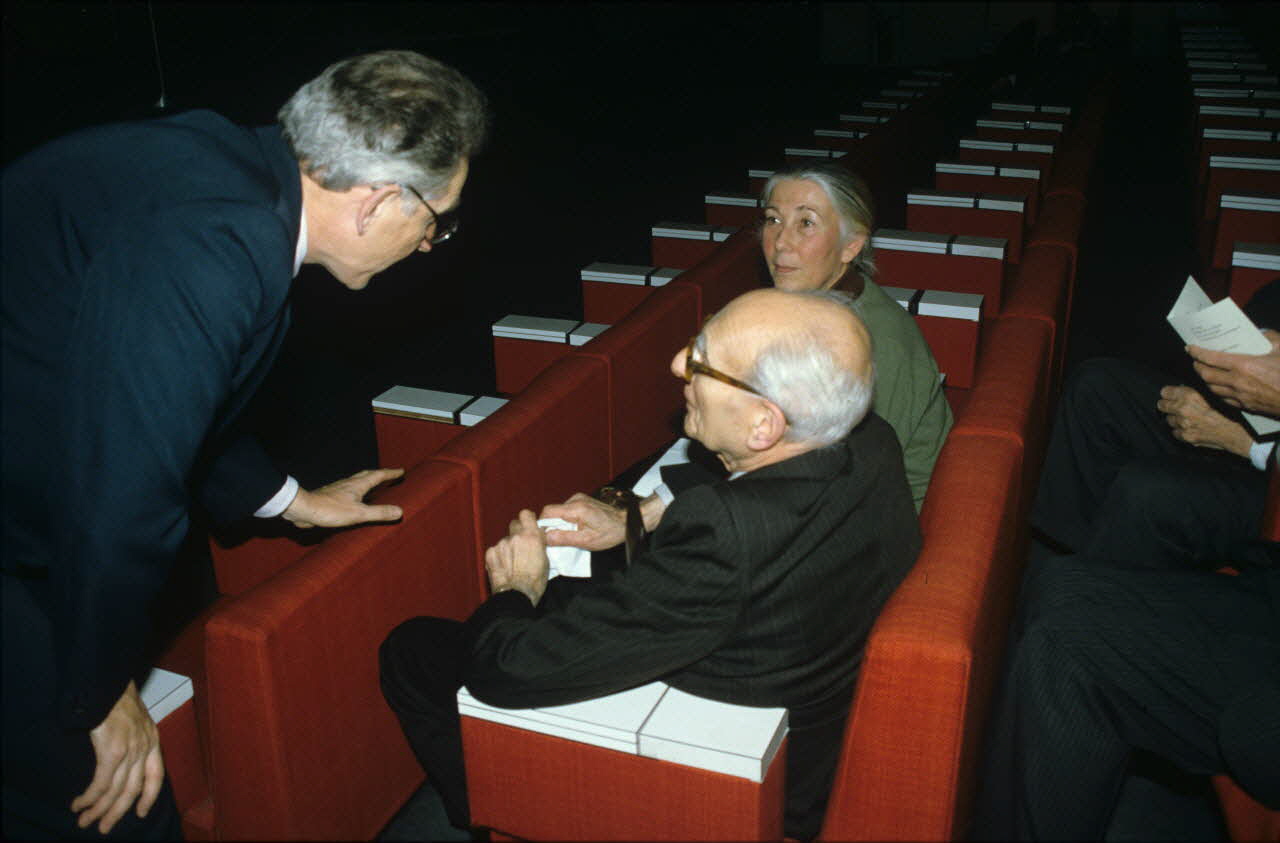 photographie MNATP. Hommage à Georges Henri Rivière. 26 novembre 1985 Ph.1986.18.10 Photo