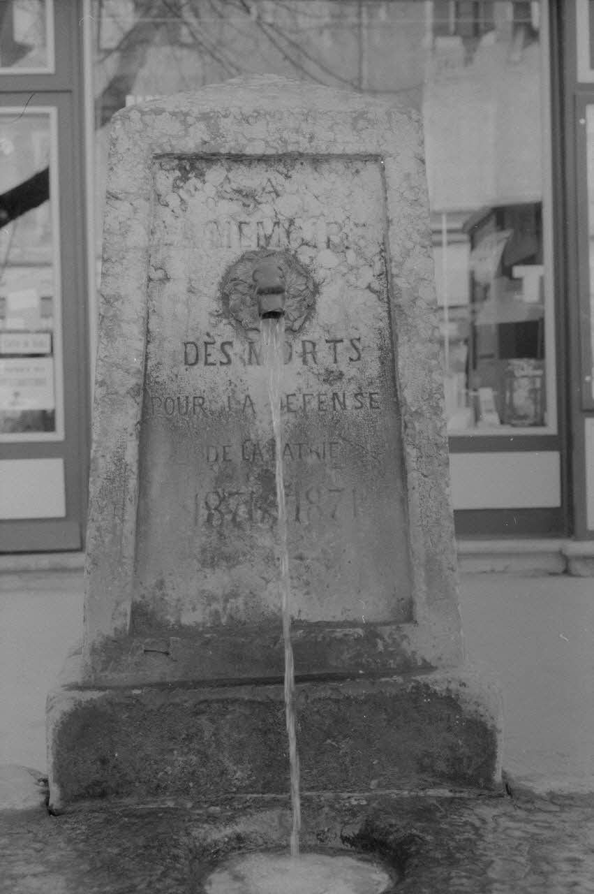 Jean Cuisenier photographie Enquête conduite par Jean Cuisenier à Embrun dans les Hautes-Alpes (mars 1986) Provence-Alpes-Côte d'Azur, France 1986/3/1 Ph.1986.74.10 Photo