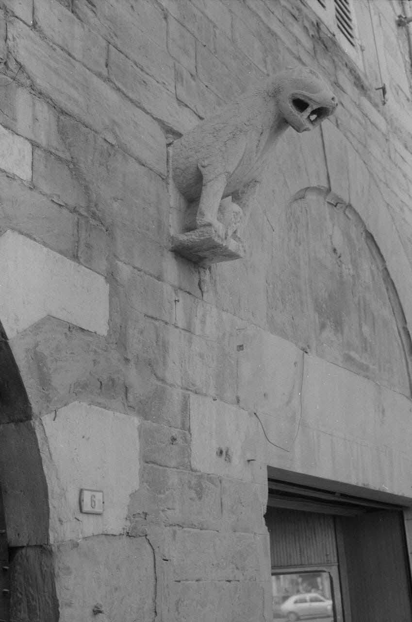 Jean Cuisenier photographie Enquête conduite par Jean Cuisenier à Embrun dans les Hautes-Alpes (mars 1986) Provence-Alpes-Côte d'Azur, France 1986/3/1 Ph.1986.74.7 Photo