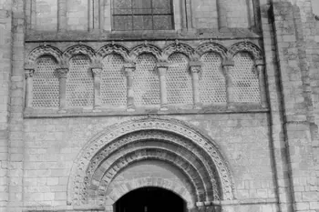 Jean Cuisenier photographie Enquête conduite par Jean Cuisenier à Ouistreham dans le Calvados (avril 1986) Basse-Normandie, France 1986/4/1 Ph.1986.75.5  Photo