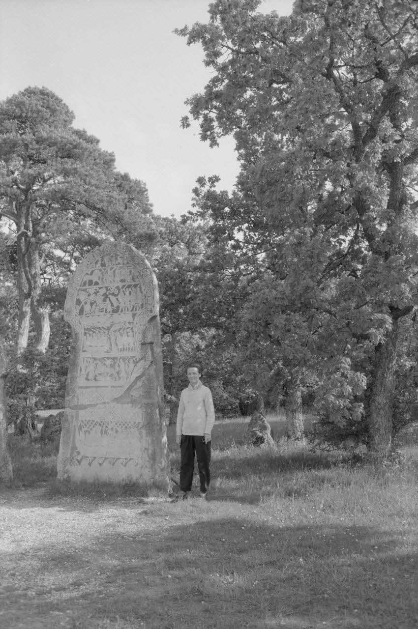 Jean Cuisenier photographie Enquête conduite par Jean Cuisenier en Suède, Finlande et Estonie (juin 1986). Ile de Gotland: Musée de Bunge Comté de Gotland, Suède 1986/6/1 Ph.1986.76.29 Photo