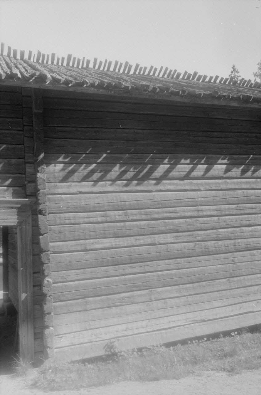 Jean Cuisenier photographie Enquête conduite par Jean Cuisenier en Suède, Finlande et Estonie (juin 1986). Helsinki: Musée de Seurasaari Uusimaa, Finlande 1986/6/1 Ph.1986.76.75 Photo