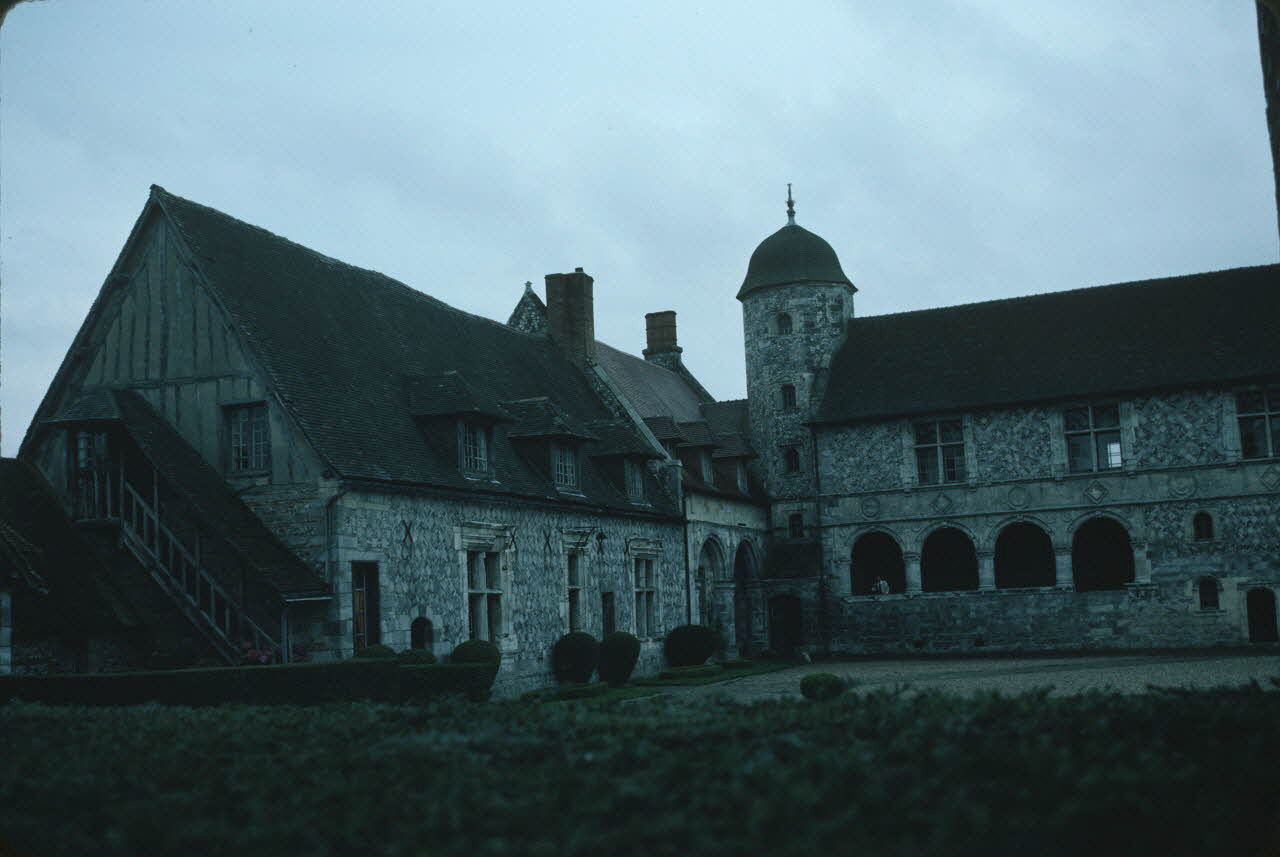 Jean Cuisenier photographie Enquête conduite par Jean Cuisenier en Haute-Normandie (septembre 1986) Haute-Normandie, France 1986/9/1 Ph.1986.84.9 Photo