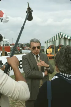 Frédéric Duchesne photographie MNATP. Enquête sur la finale des 32è Championnats de France de labours conduite par Frédéric Duchesne à Boves en Picardie (septembre 1985) Picardie, France 1985/9/14-1985/9/15 Ph.1986.87.359  Photo