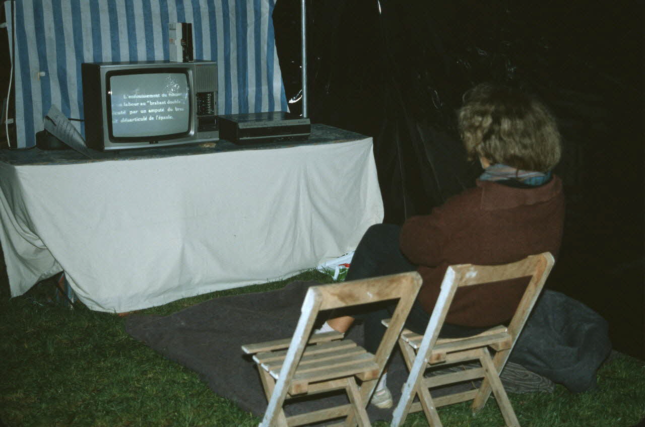 Frédéric Duchesne photographie MNATP. Enquête sur la finale des 32è Championnats de France de labours conduite par Frédéric Duchesne à Boves en Picardie (septembre 1985) Picardie, France 1985/9/13 Ph.1986.87.99 Photo