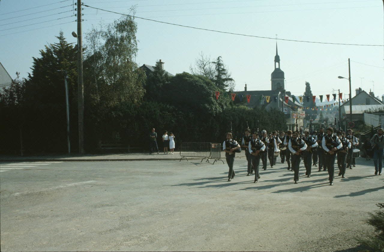 Jean Cuisenier photographie Enquête conduite par Jean Cuisenier en Bretagne lors du Championnat de Labour (19 au 21 septembre 1986) Bretagne, France 1986/9/19 Ph.1986.97.48 Photo