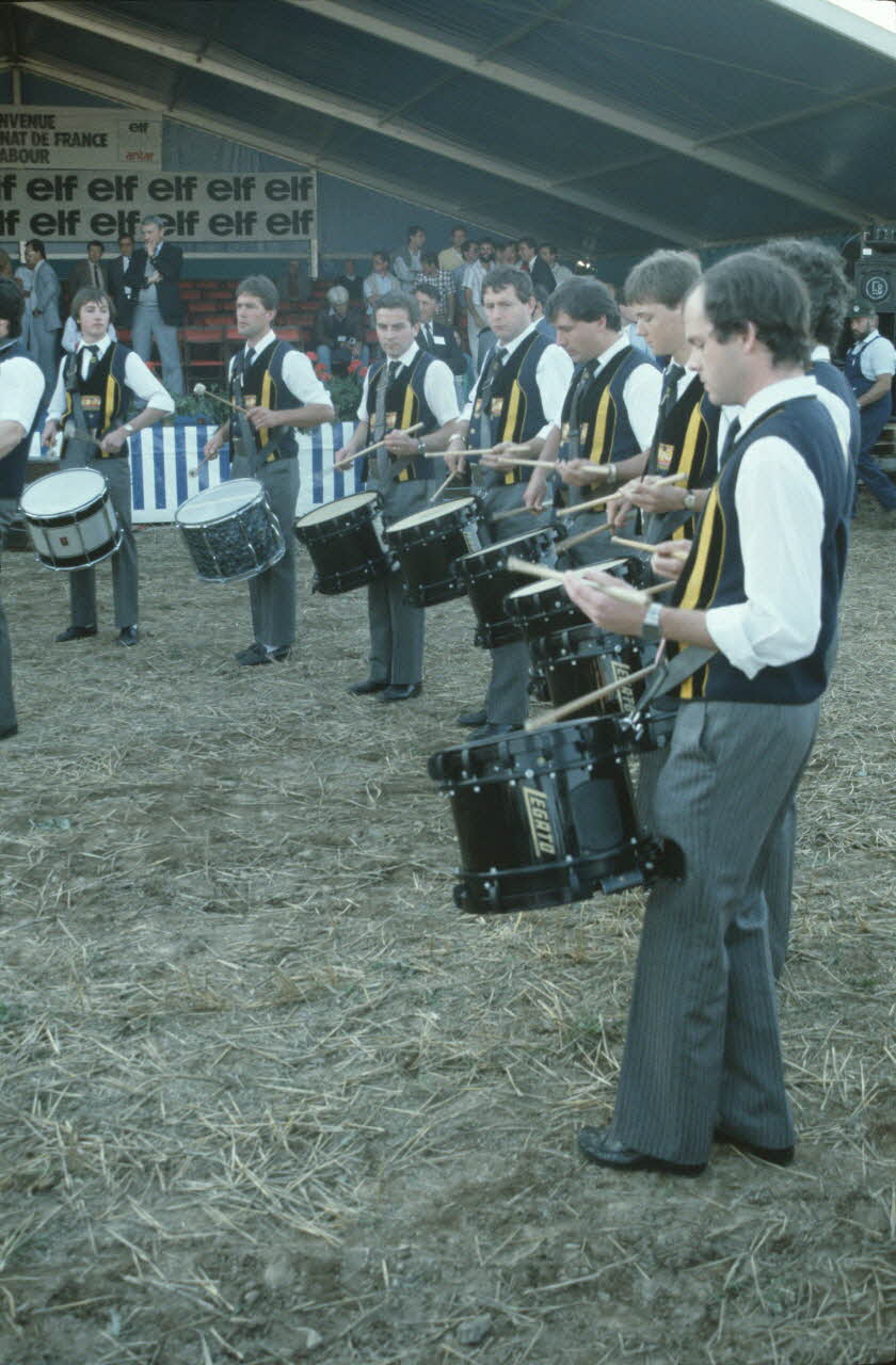 Jean Cuisenier photographie Enquête conduite par Jean Cuisenier en Bretagne lors du Championnat de Labour (19 au 21 septembre 1986) Bretagne, France 1986/9/19 Ph.1986.97.84 Photo