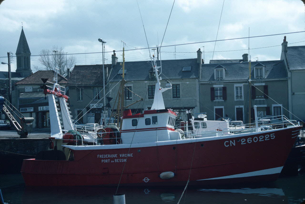 Marion photographie Enquête conduite par Jean Cuisenier à Port-en-Bessin dans le Calvados (juillet 1987) Basse-Normandie, France 1987/7/1 Ph.1987.3.5 Photo