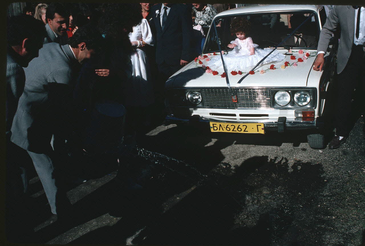 Jean Cuisenier photographie Enquête conduite par Jean Cuisenier en Bulgarie (11 au 28 octobre 1989) Province de Blagoevgrad, Bulgarie 1989/10/11 Ph.1989.100.178 Photo