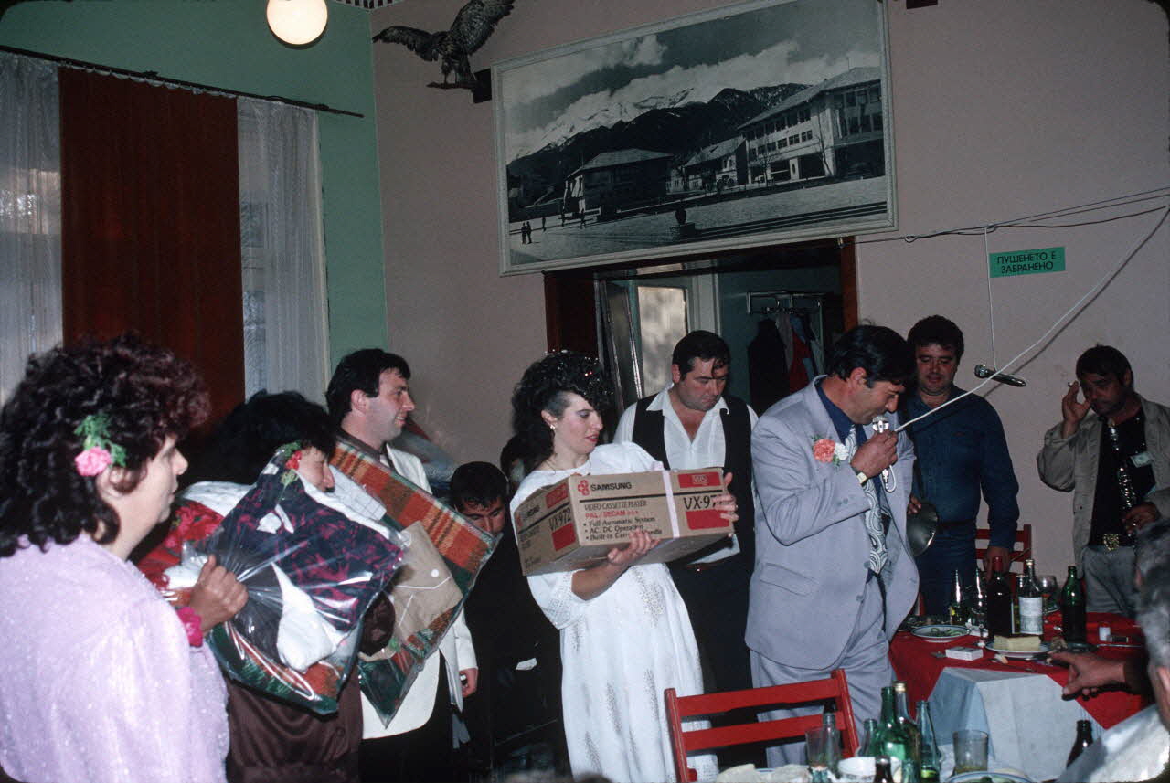 Jean Cuisenier photographie Enquête conduite par Jean Cuisenier en Bulgarie (11 au 28 octobre 1989) Province de Blagoevgrad, Bulgarie 1989/10/11 Ph.1989.100.186 Photo