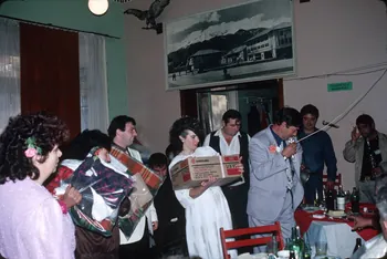 Jean Cuisenier photographie Enquête conduite par Jean Cuisenier en Bulgarie (11 au 28 octobre 1989) Province de Blagoevgrad, Bulgarie 1989/10/11 Ph.1989.100.186 Photo