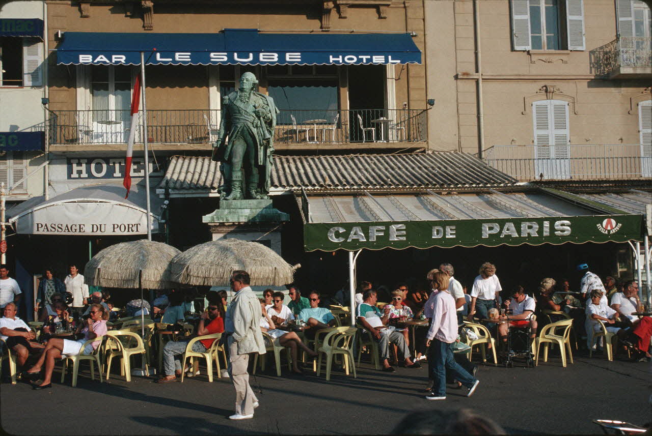 André Pelle photographie Enquête conduite par Jean Cuisenier à Saint-Tropez dans le Var (du 12 au 23 septembre 1988) Provence-Alpes-Côte d'Azur, France 1988/9/12 Ph.1990.18.10 Photo