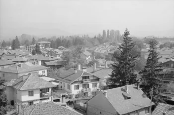 A. Leroy photographie Enquête conduite par Jean Cuisenier en Bulgarie (du 16 au 30 octobre 1990) Province de Blagoevgrad, Bulgarie 1990/10/16 Ph.1990.31.22  Photo