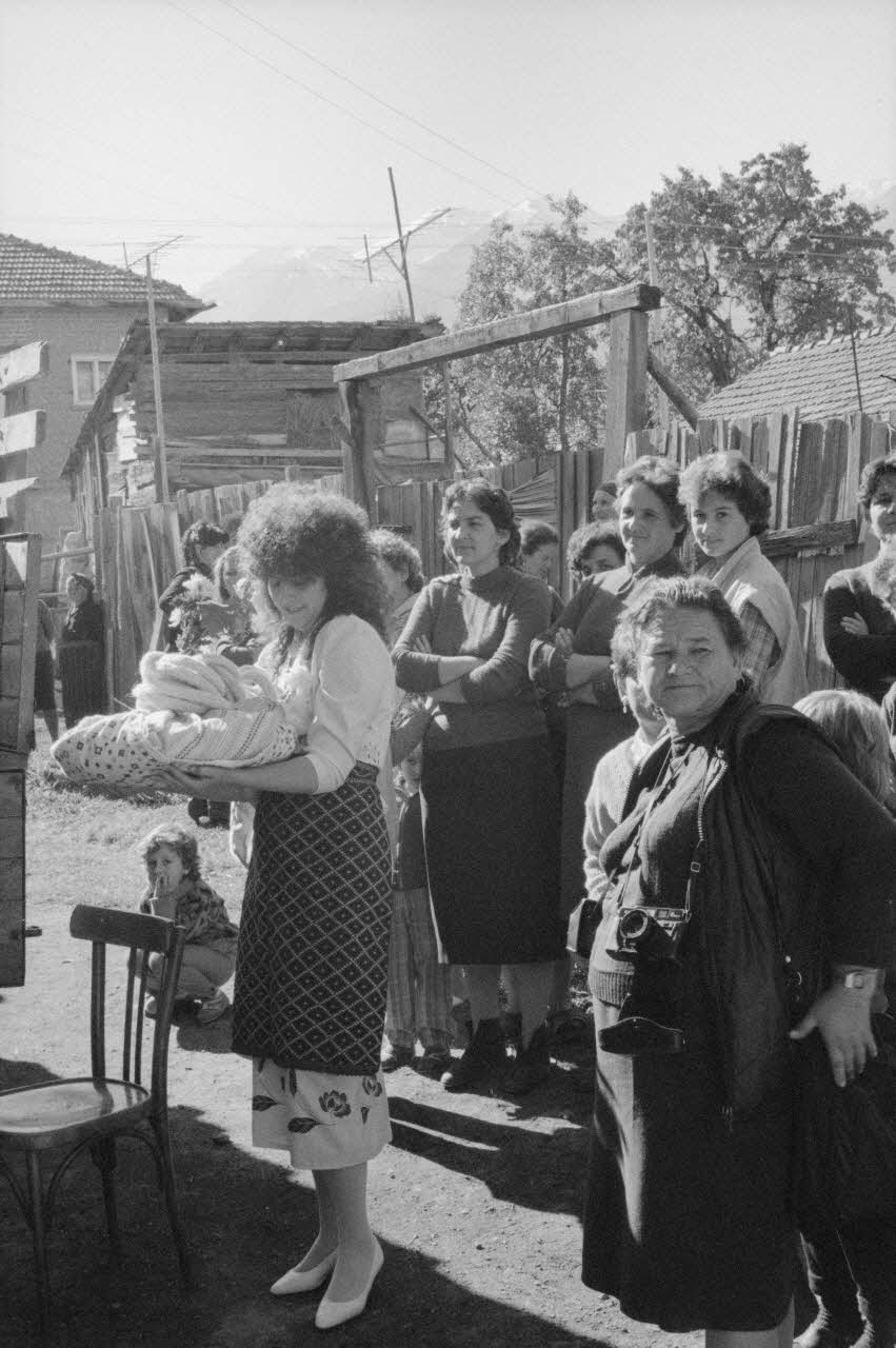 Jean Cuisenier photographie Enquête conduite par Jean Cuisenier en Bulgarie (du 16 au 30 octobre 1990) Province de Blagoevgrad, Bulgarie 1988/9/12 Ph.1990.46.10 Photo