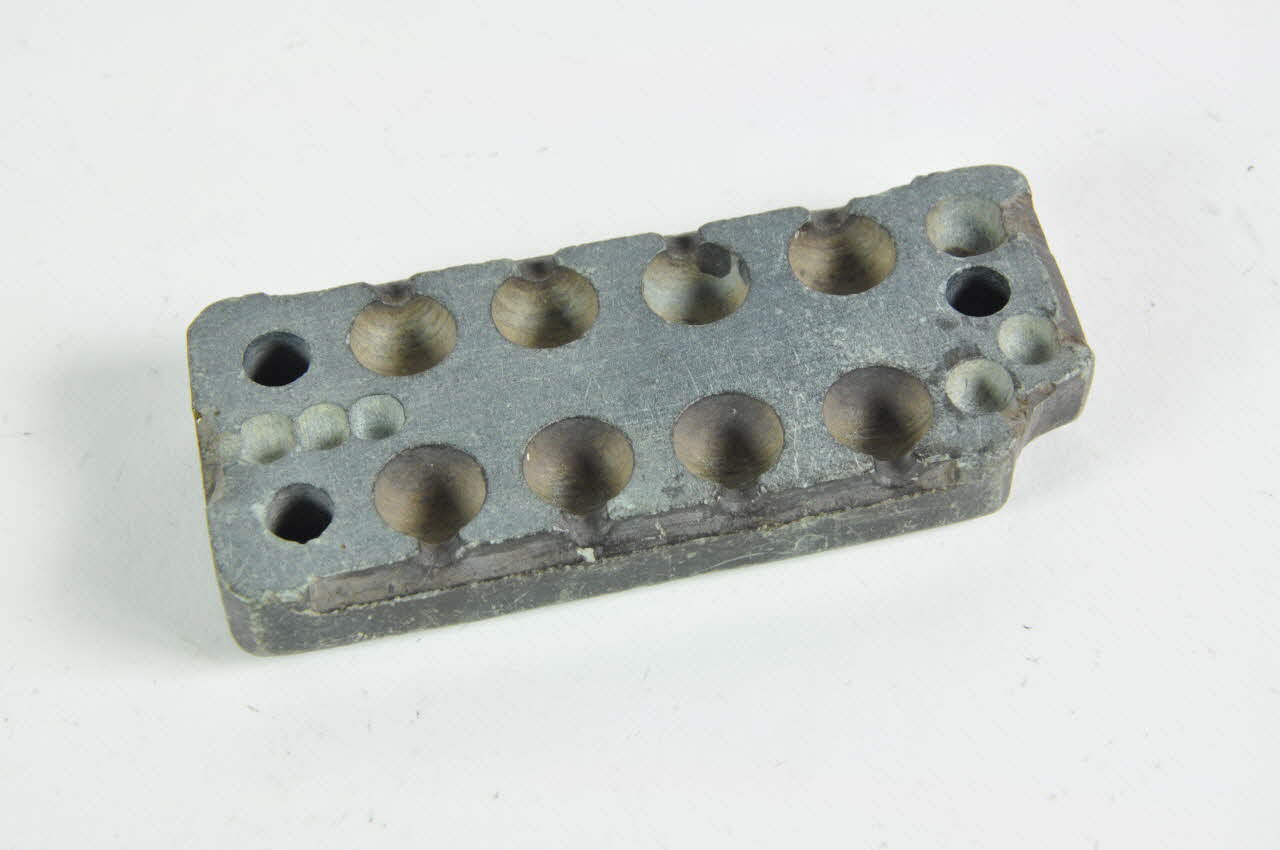 FONDOIR A BALLES 1964.83.217.1 Photo Mucem