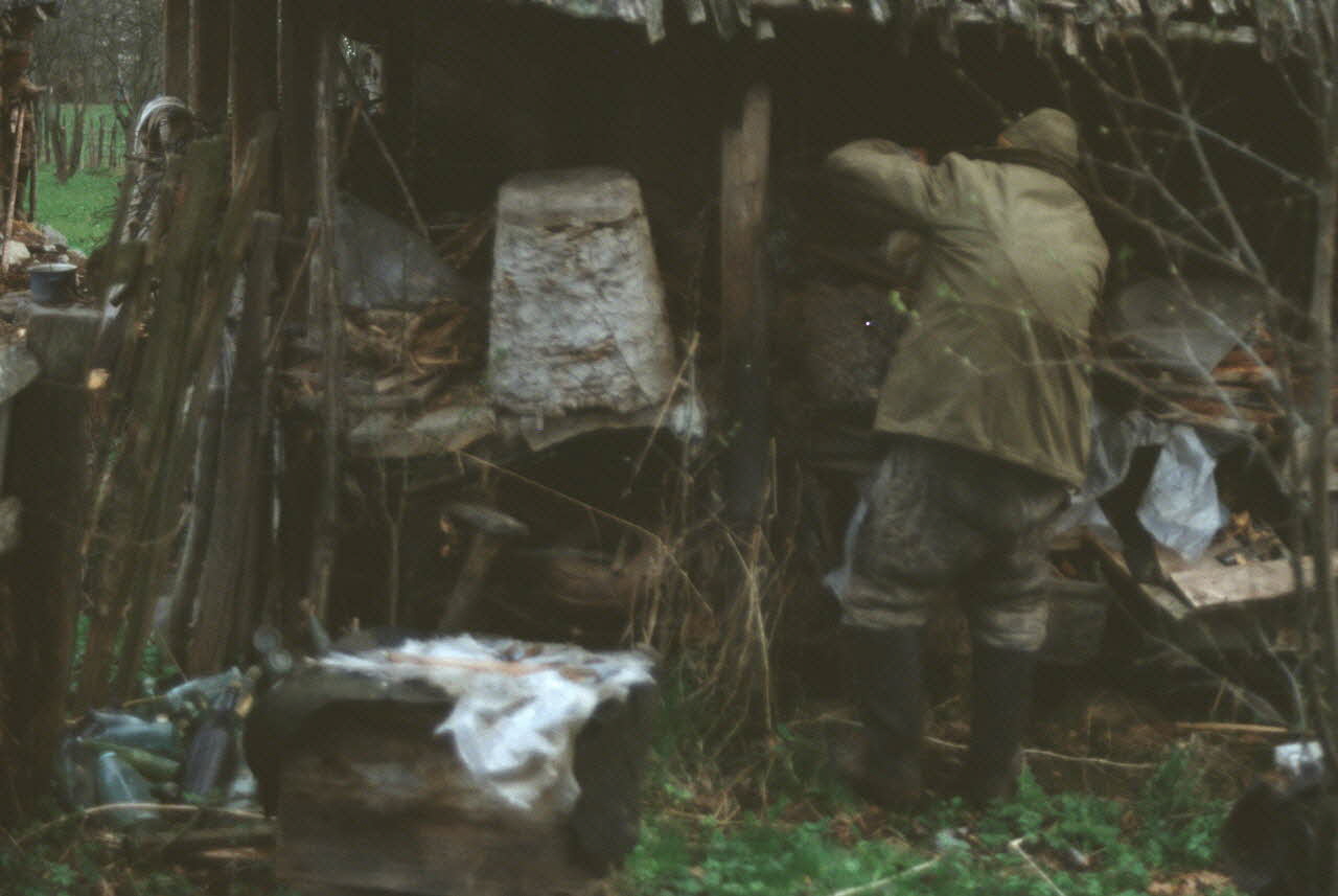 Jean Cuisenier photographie MNATP. Enquête conduite par Jean Cuisenier en Roumanie (avril 1991) Marmatie, Roumanie 1991/4/1 Ph.1991.105.118 Photo