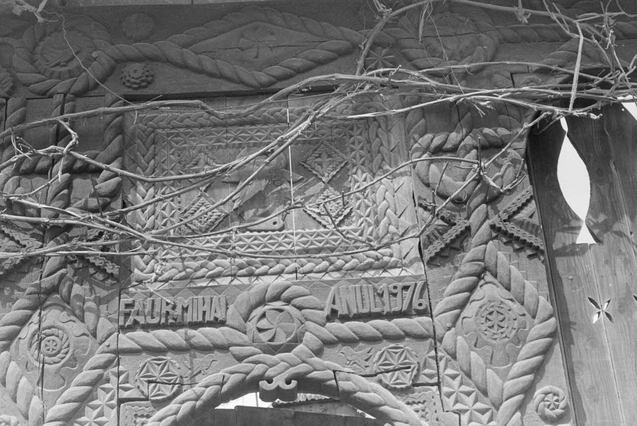 Jean Cuisenier photographie Enquête conduite par Jean Cuisenier en Roumanie (avril 1991) Marmatie, Roumanie 1991/4/1 Ph.1991.113.84 Photo