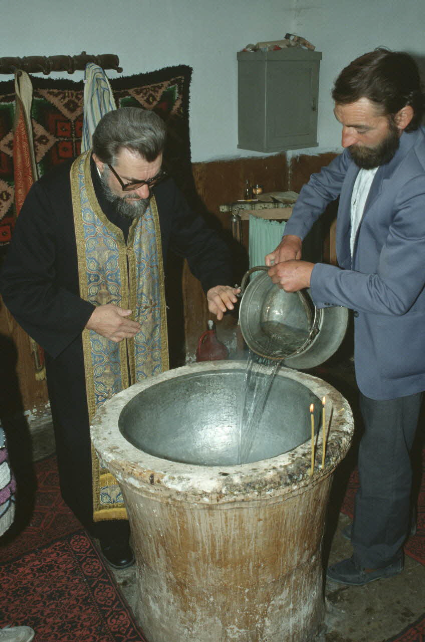 Jean Cuisenier photographie Enquête conduite par Jean Cuisenier en Bulgarie Province de Blagoevgrad, Bulgarie 1990/10/15 Ph.1991.14.10 Photo