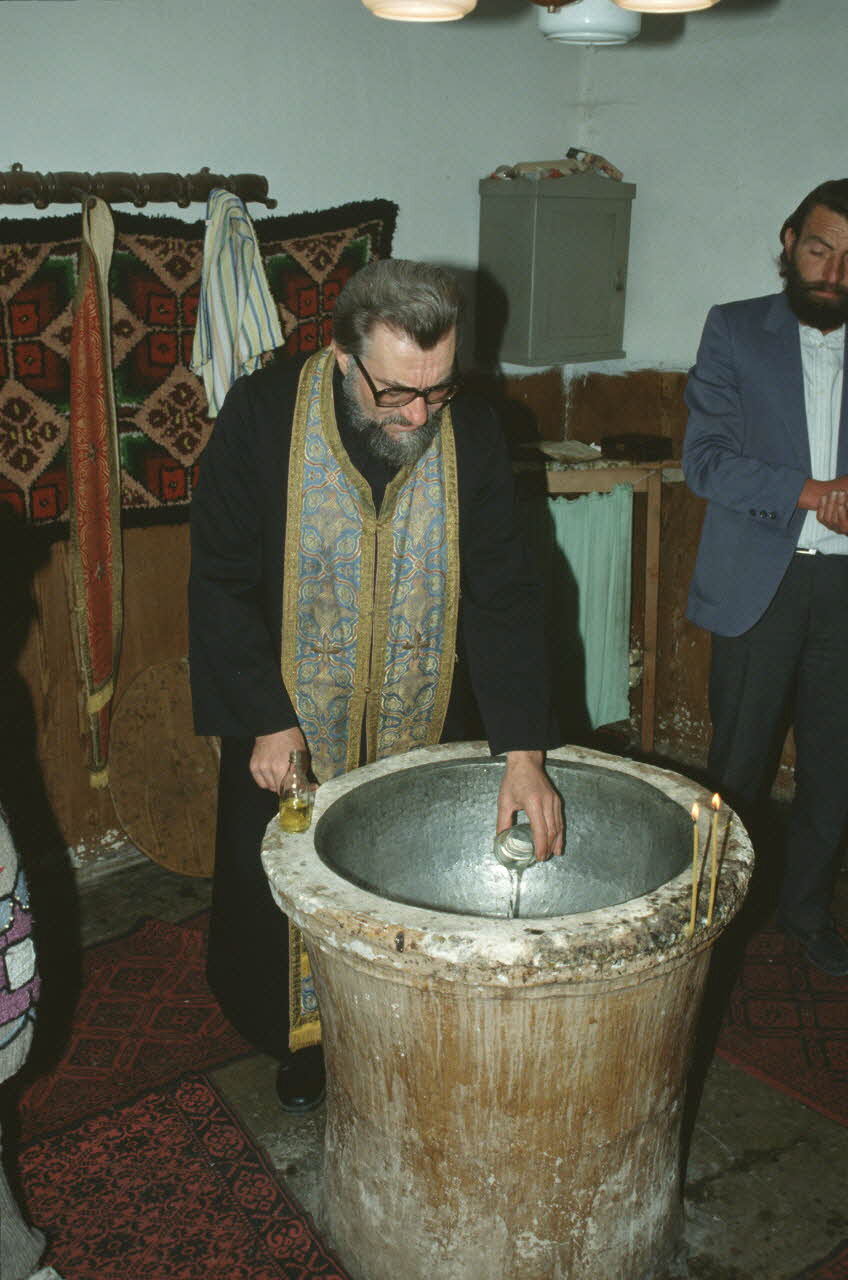 Jean Cuisenier photographie Enquête conduite par Jean Cuisenier en Bulgarie Province de Blagoevgrad, Bulgarie 1990/10/15 Ph.1991.14.11 Photo