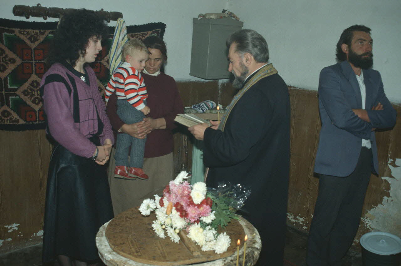 Jean Cuisenier photographie Enquête conduite par Jean Cuisenier en Bulgarie Province de Blagoevgrad, Bulgarie 1990/10/15 Ph.1991.14.16 Photo