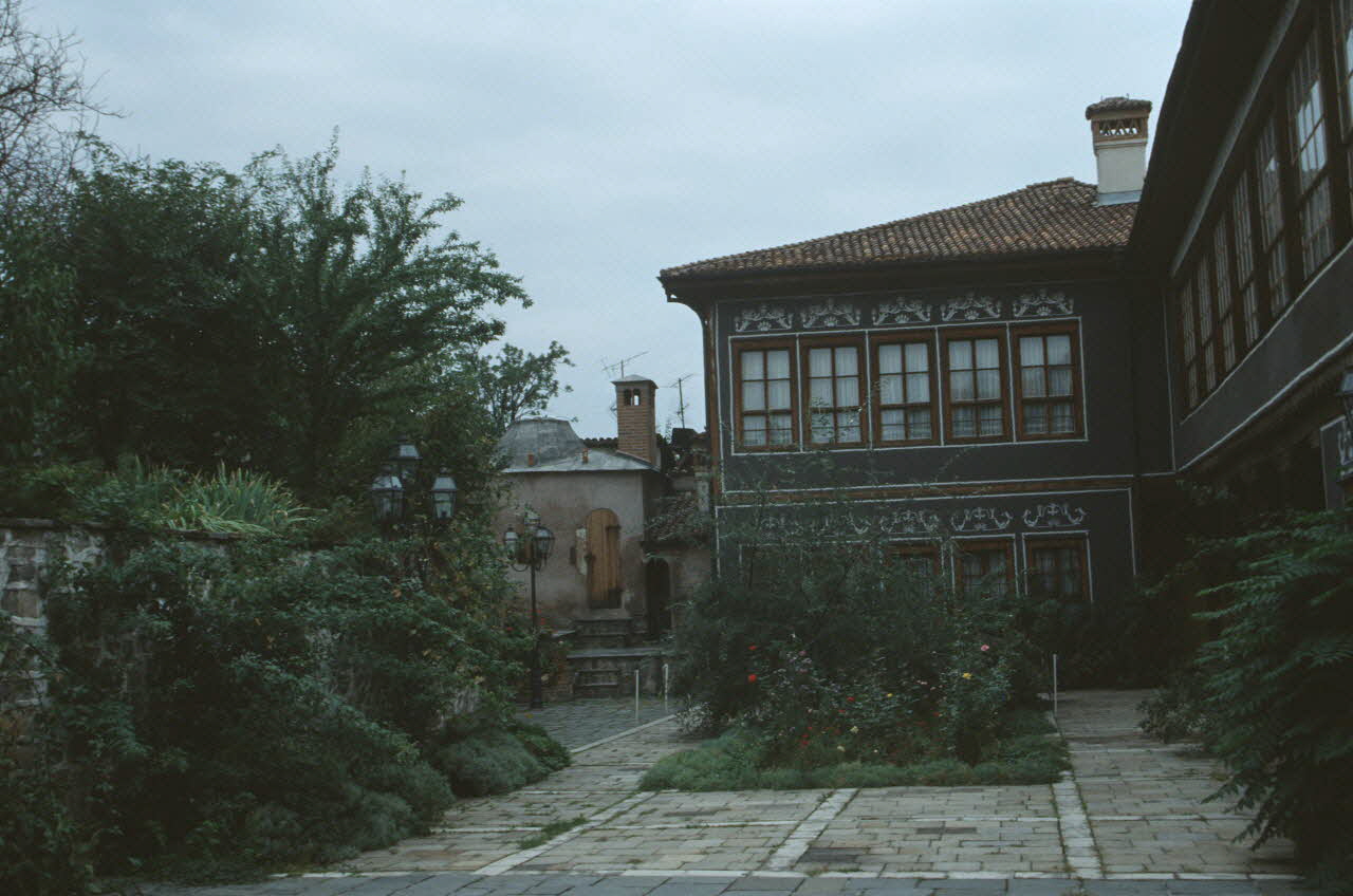 Jean Cuisenier photographie Enquête conduite par Jean Cuisenier en Bulgarie (du 1er au 17 octobre 1991) Province de Plovdiv, Bulgarie 1991/10/1 Ph.1991.146.14 Photo
