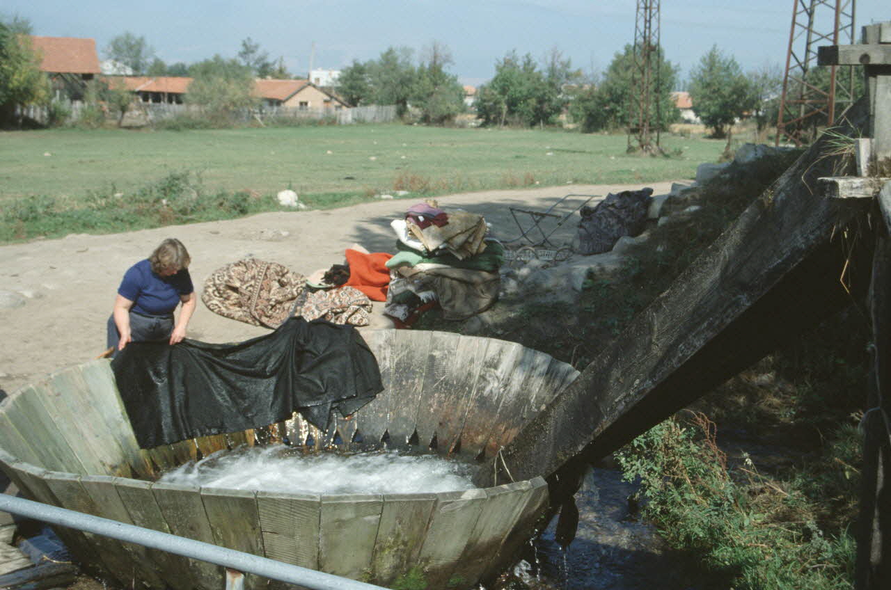 Jean Cuisenier photographie Enquête conduite par Jean Cuisenier en Bulgarie (du 1er au 17 octobre 1991) Province de Blagoevgrad, Bulgarie 1991/10/1 Ph.1991.146.80 Photo