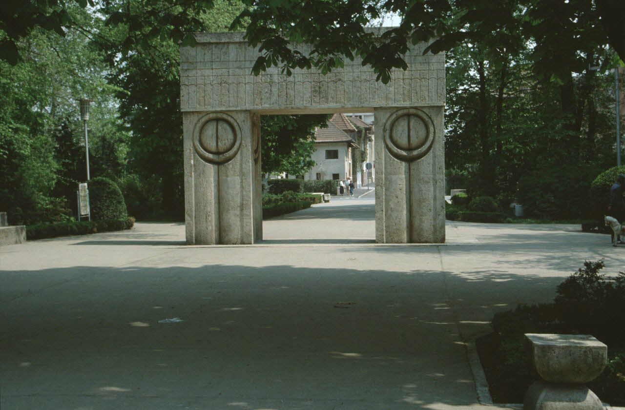 photographie Enquête conduite par Jean Cuisenier en Roumanie (avril 1991) Ph.1991.147.10 Photo