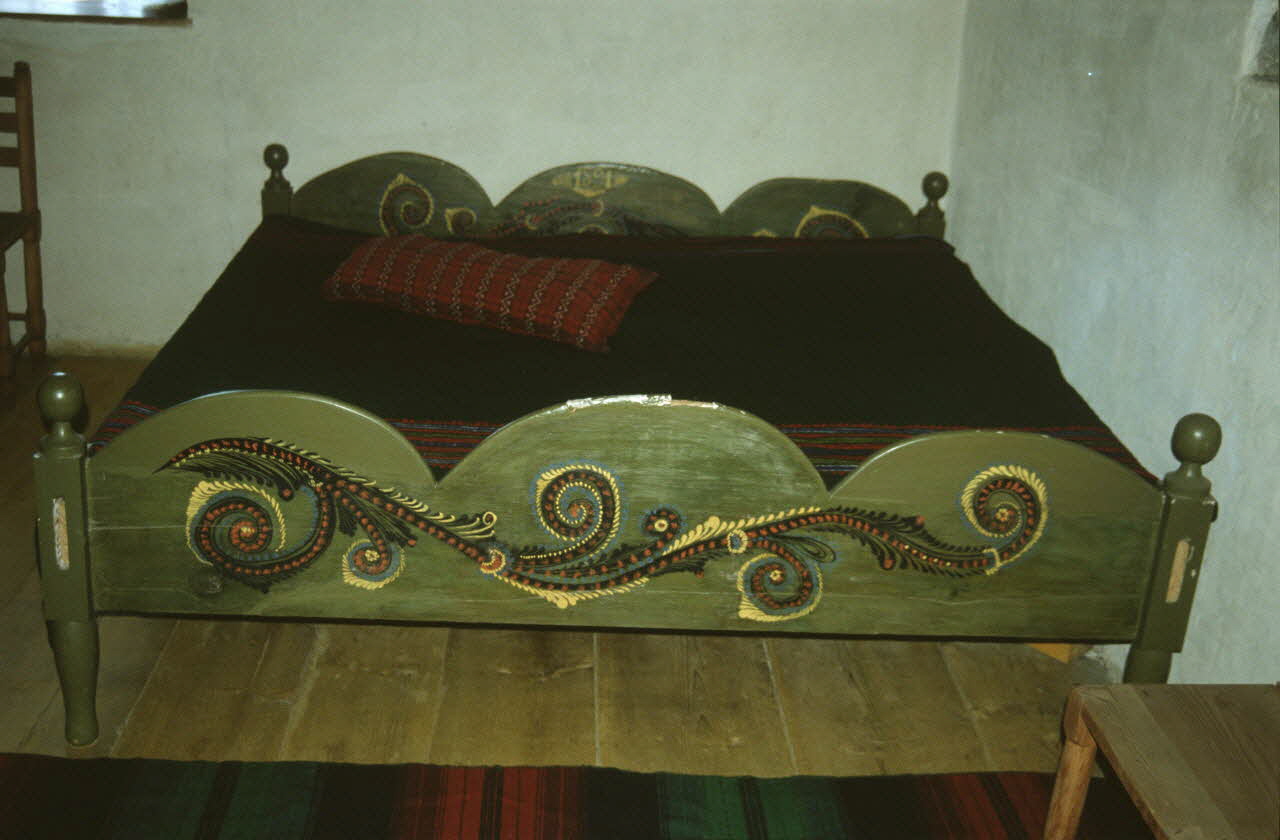 Hervé Jézéquel photographie Savigny-le-Temple :  Exposition. jougs, contre-jougs (novembre 1993 - mars 1994) Rhône-Alpes, France 1994 Ph.1994.79.56 Photo