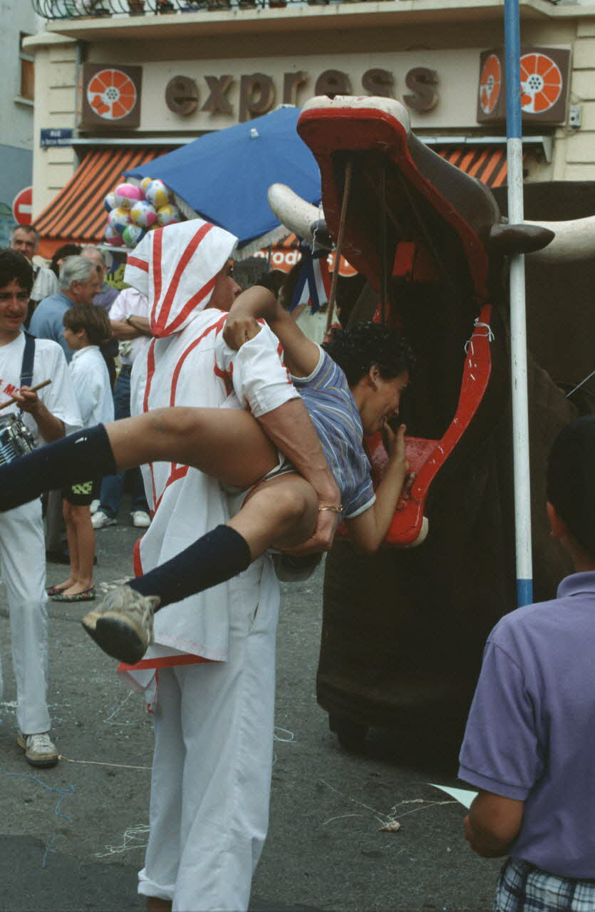 André Pelle photographie MNATP. Enquête conduite par Marie-France Gueusquin en Provence (1992-2000) Languedoc-Roussillon, France 1991/8/15 Ph.1995.39.184 Photo