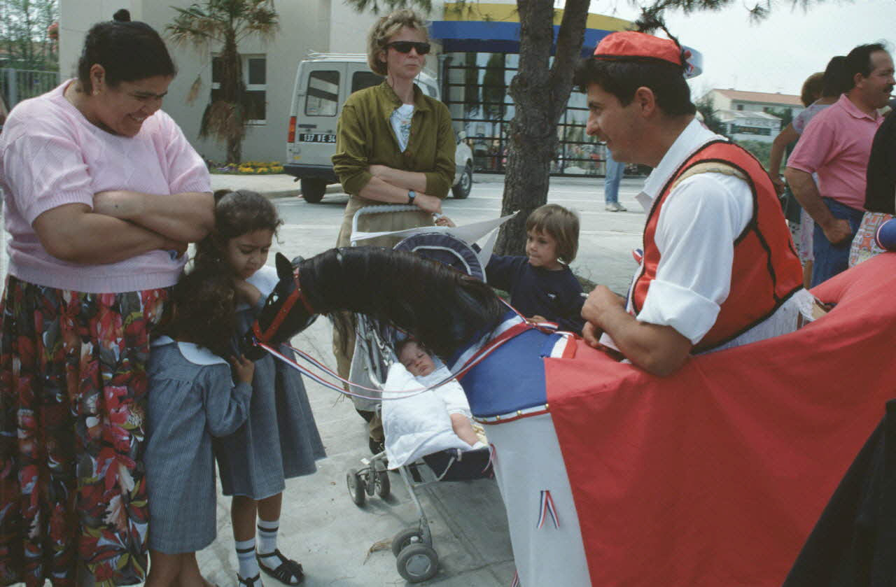André Pelle photographie MNATP. Enquête conduite par Marie-France Gueusquin en Provence (1992-2000) Languedoc-Roussillon, France 1991/8/15 Ph.1995.39.84 Photo