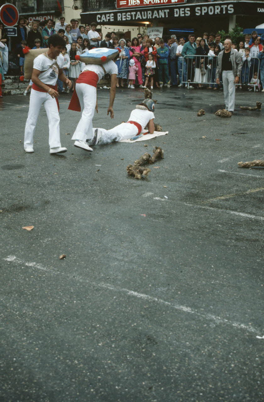 André Pelle photographie MNATP. Enquête conduite par Marie-France Gueusquin en Provence (1992-2000) Languedoc-Roussillon, France 1991/5/1 Ph.1995.40.114 Photo